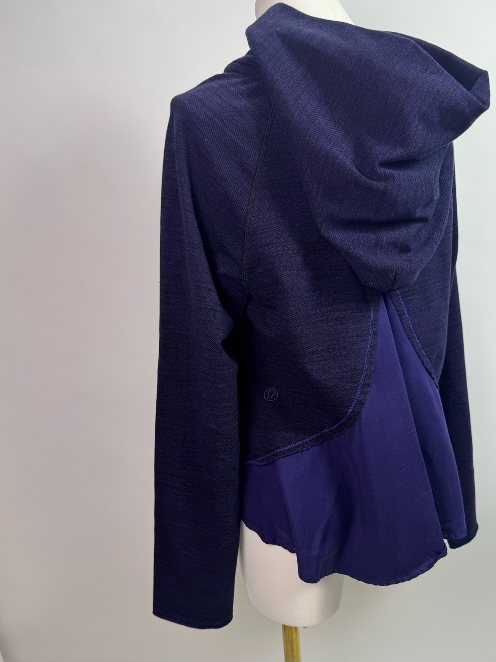 Lululemon Pull Me Over Hoodie Size 6 | Purple Cotton Lyocell Spandex Gym Sweater